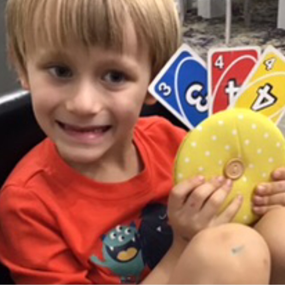 5 Colorful Fabric Card Holders - Picture 5 of 5